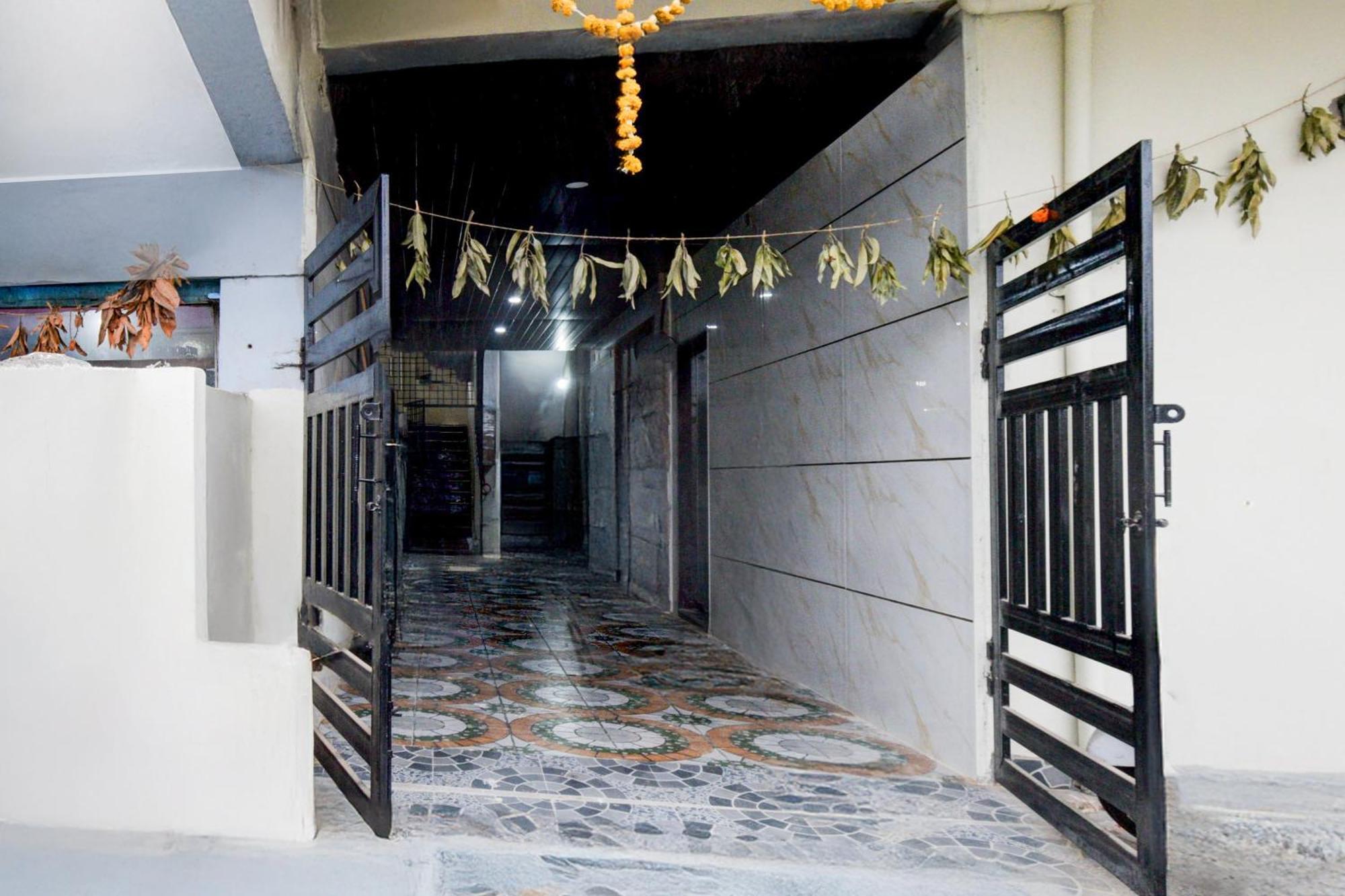 Super Collection O Srisailam Highway Hotel Shamshabad Bagian luar foto
